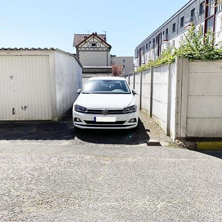 L'Orée de Chartres Mainvilliers  Exterior foto
