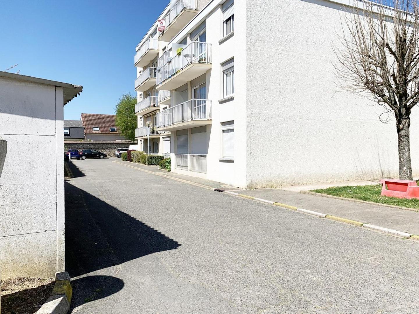 L'Orée de Chartres Mainvilliers  Exterior foto